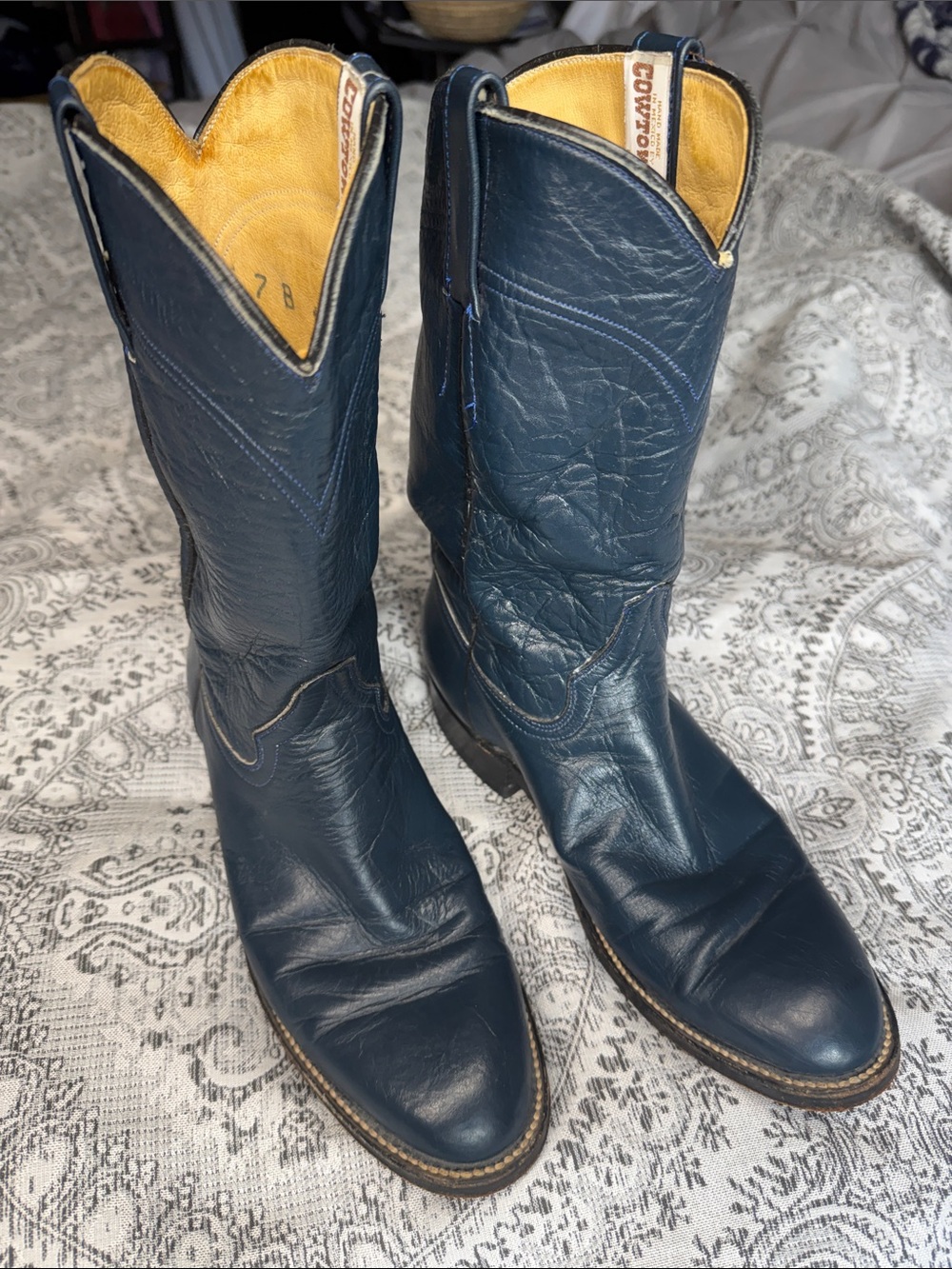 Cowtown Blue Hand Made Leather Boots. - Size 7